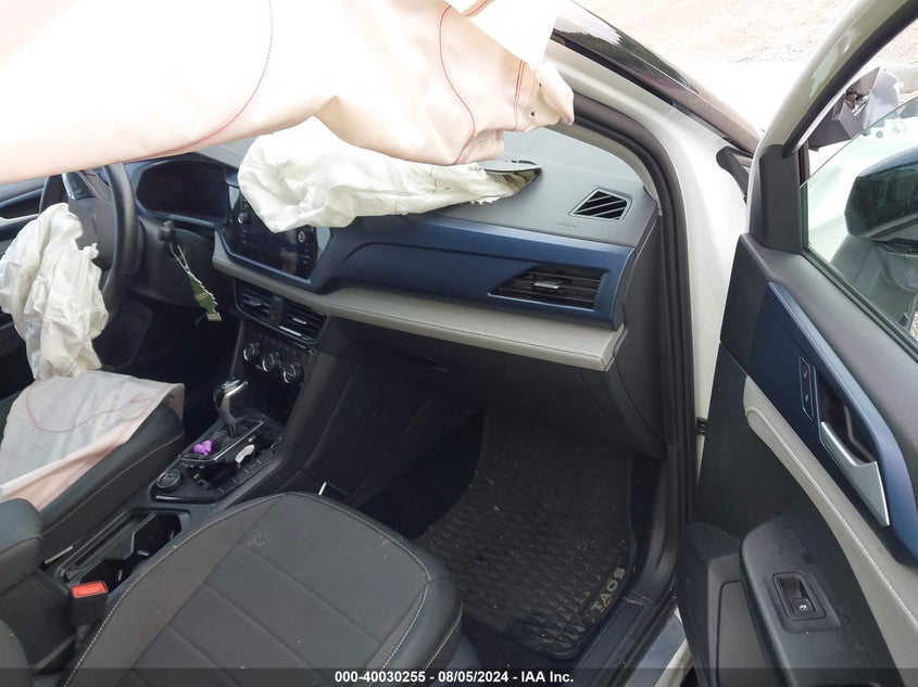 VIN 3VVVX7B26RM017597 2024 VOLKSWAGEN TAOS SE