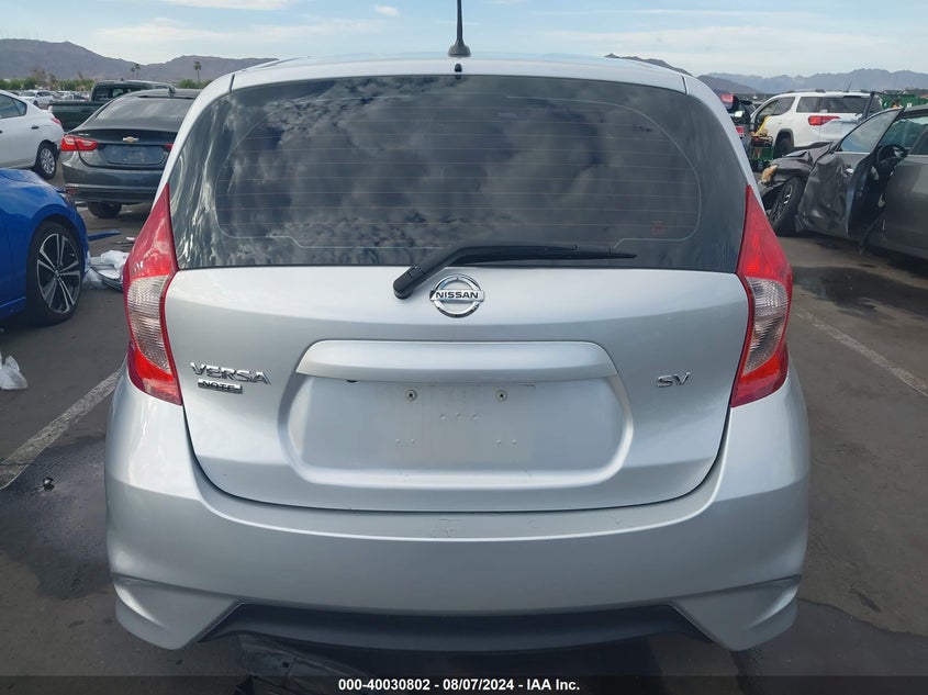 2018 Nissan Versa Note Sv VIN: 3N1CE2CP0JL352487 Lot: 40030802