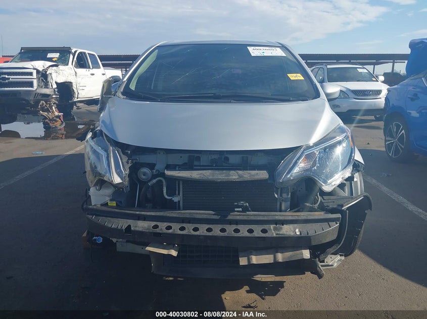 VIN 3N1CE2CP0JL352487 2018 NISSAN VERSA NOTE SV