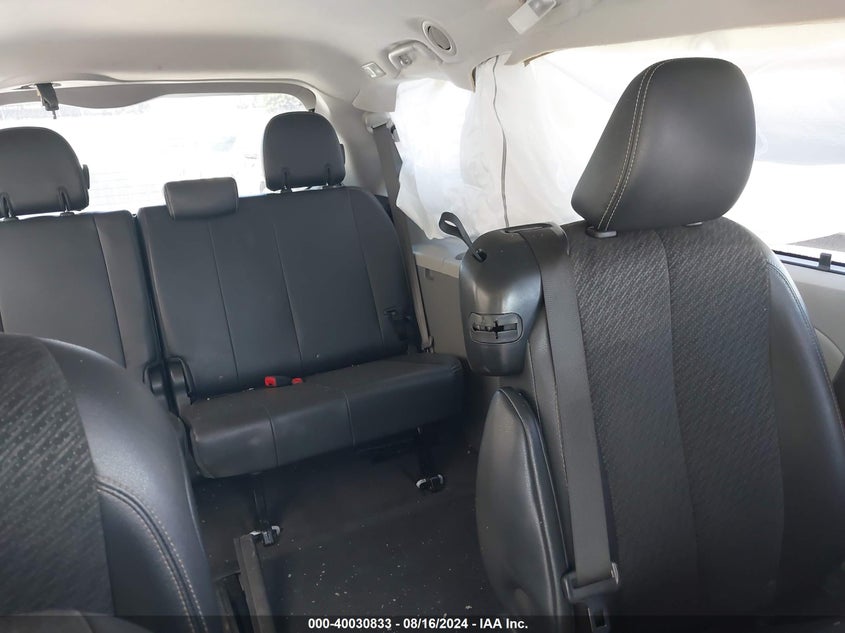 2014 Toyota Sienna Se 8 Passenger VIN: 5TDXK3DC4ES471037 Lot: 40030833