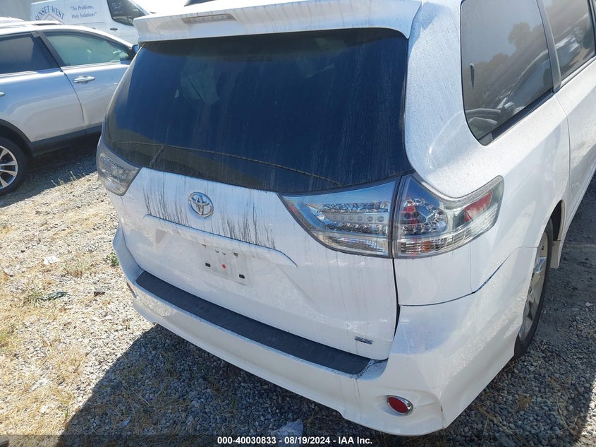 2014 Toyota Sienna Se 8 Passenger VIN: 5TDXK3DC4ES471037 Lot: 40030833