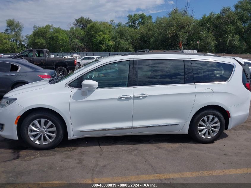 2017 Chrysler Pacifica Touring-L VIN: 2C4RC1BG7HR627388 Lot: 40030839