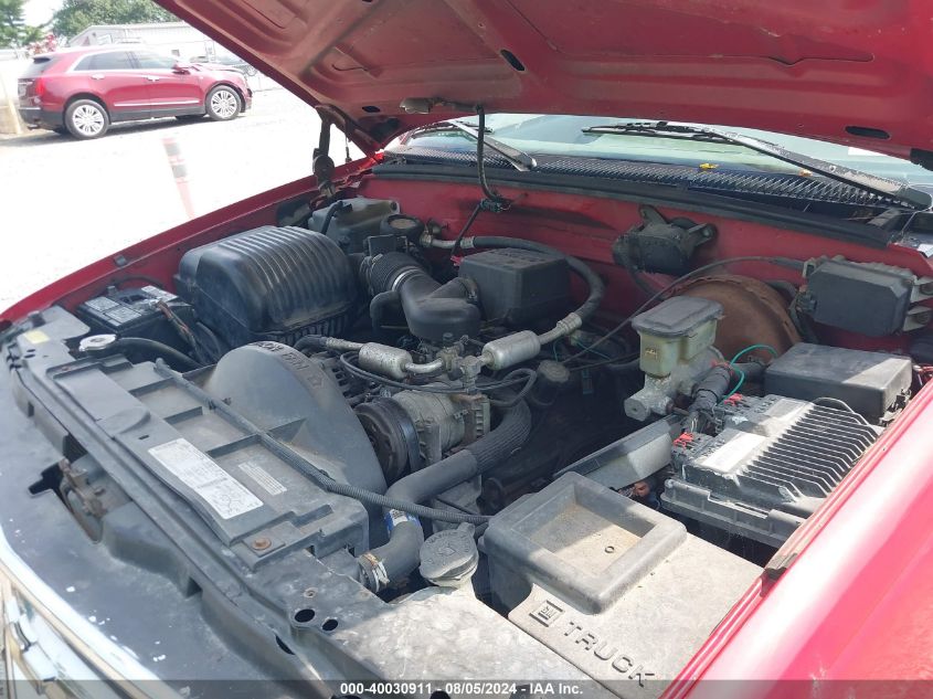 1996 Chevrolet Gmt-400 K1500 VIN: 1GCEK14M0TZ144599 Lot: 40030911