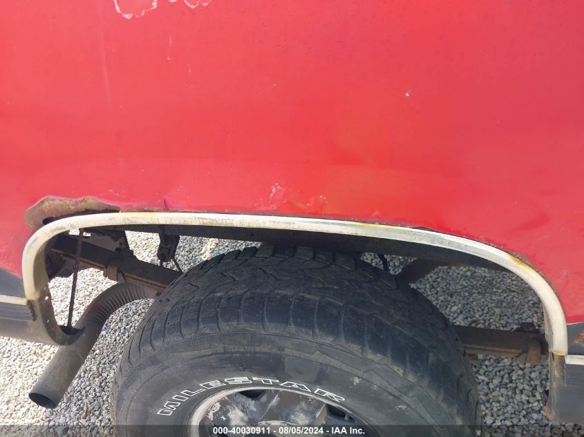 1996 Chevrolet Gmt-400 K1500 VIN: 1GCEK14M0TZ144599 Lot: 40030911