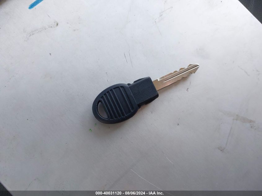 2010 Chrysler Town & Country Touring VIN: 2A4RR5D18AR221909 Lot: 40031120