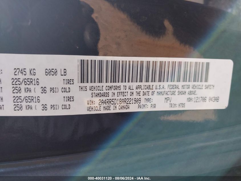 2010 Chrysler Town & Country Touring VIN: 2A4RR5D18AR221909 Lot: 40031120