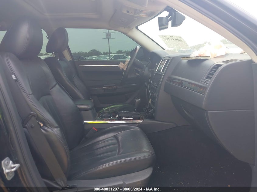 2009 Chrysler 300C Hemi VIN: 2C3LA63T49H615537 Lot: 40031297