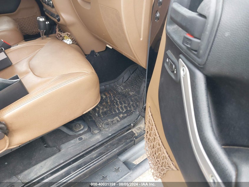 2015 JEEP WRANGLER UNLIMITED SAHARA - 1C4BJWEG3FL513930