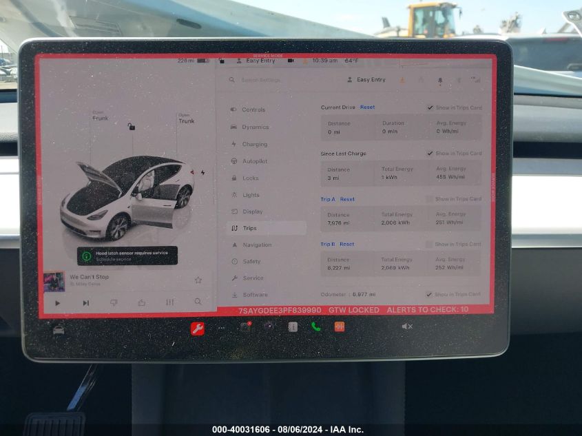 2023 Tesla Model Y Awd/Long Range Dual Motor All-Wheel Drive VIN: 7SAYGDEE3PF839990 Lot: 40031606