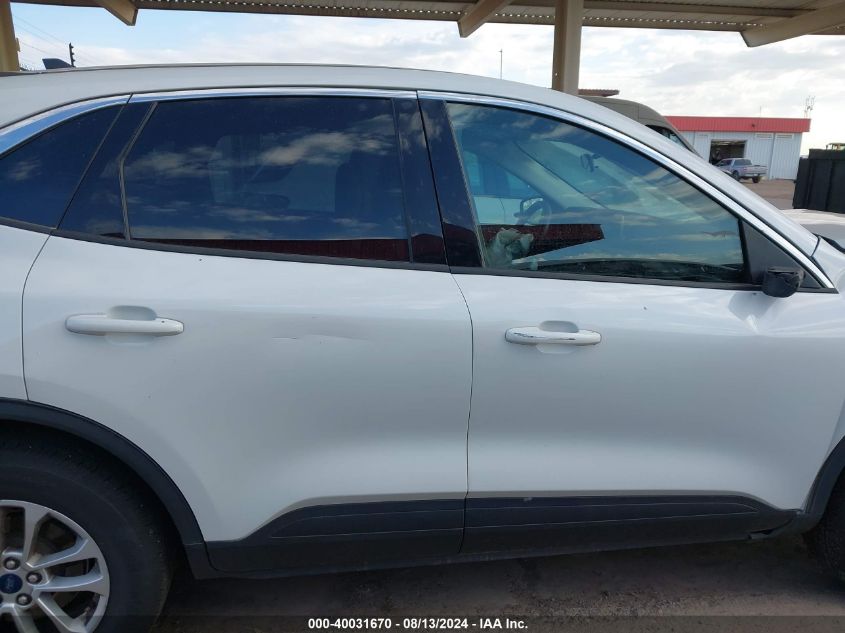 2022 Ford Escape Se VIN: 1FMCU9G69NUA60810 Lot: 40031670