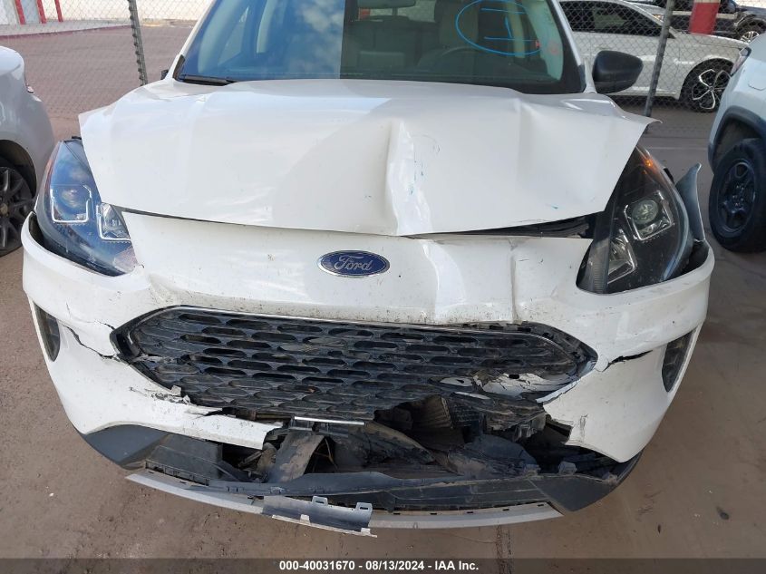 2022 Ford Escape Se VIN: 1FMCU9G69NUA60810 Lot: 40031670