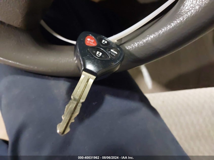 2010 Toyota Camry Se/Le/Xle VIN: 4T1BF3EK3AU563150 Lot: 40031962