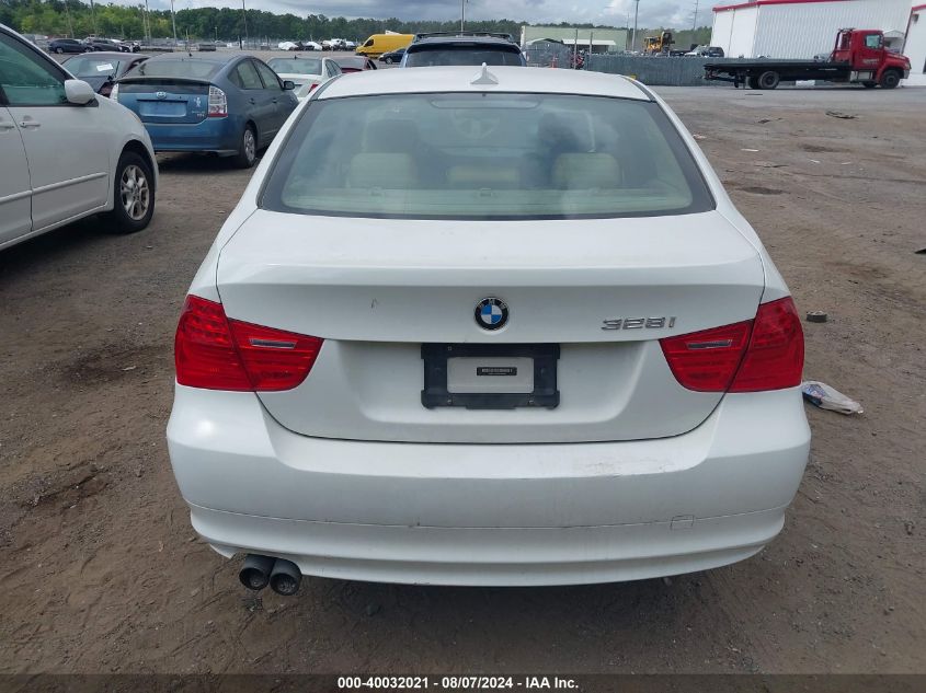 2011 BMW 328I VIN: WBAPH7C58BE682992 Lot: 40032021