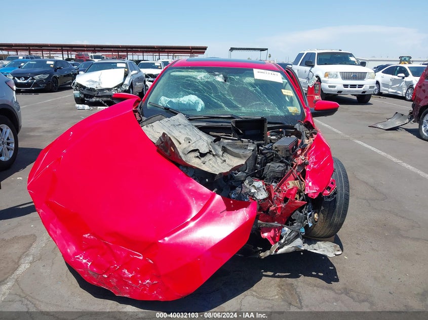 VIN: 2HGFC2F7XJH533862 2018 HONDA CIVIC EX