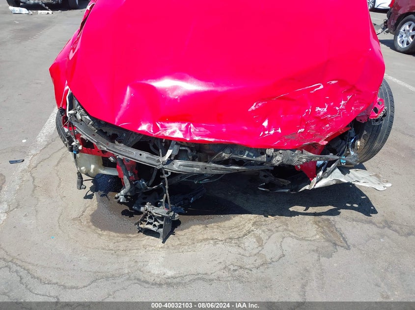 VIN: 2HGFC2F7XJH533862 2018 HONDA CIVIC EX