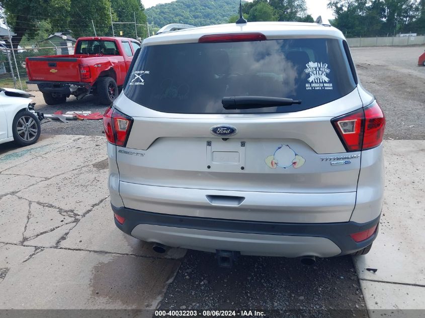 2019 Ford Escape Titanium VIN: 1FMCU9J98KUA55810 Lot: 40032203
