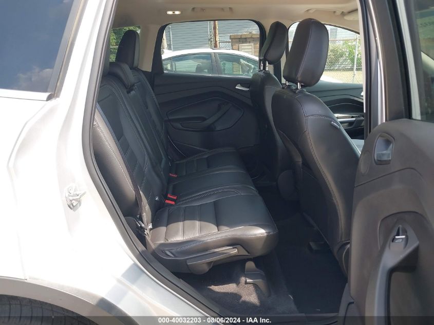 2019 Ford Escape Titanium VIN: 1FMCU9J98KUA55810 Lot: 40032203