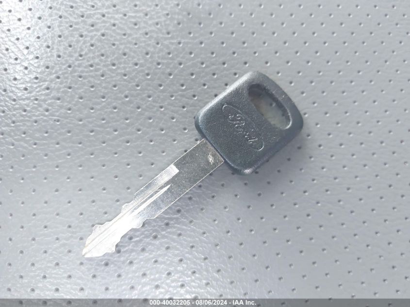 2013 Ford E-250 Commercial VIN: 1FTNS2EW9DDB15638 Lot: 40032205