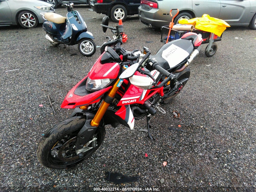 2022 DUCATI HYPERMOTARD 950/950 SP ZDMBAJDT3NB008576