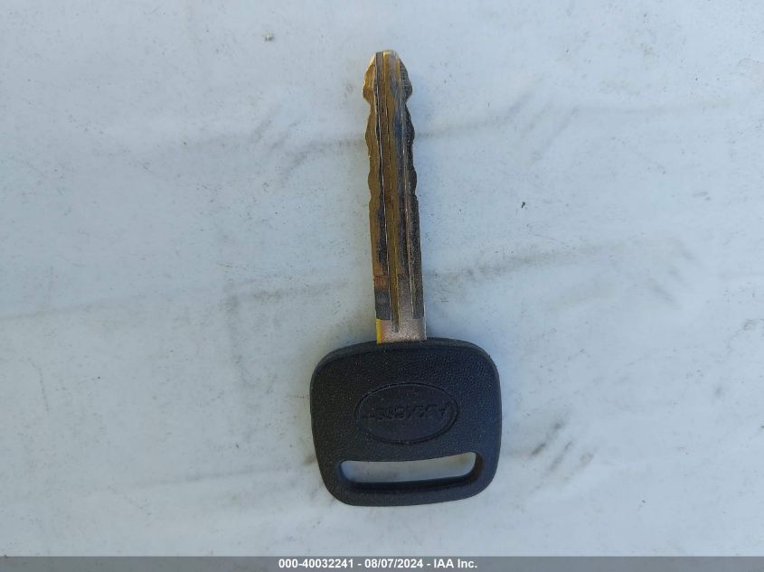 2000 Toyota Sienna Ce VIN: 4T3GF19C4YU306559 Lot: 40032241