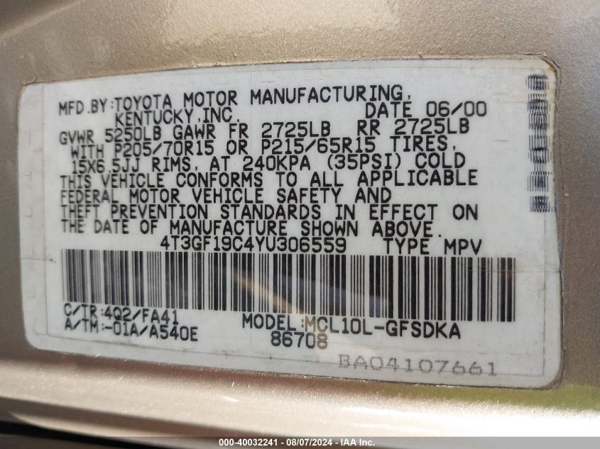 2000 Toyota Sienna Ce VIN: 4T3GF19C4YU306559 Lot: 40032241