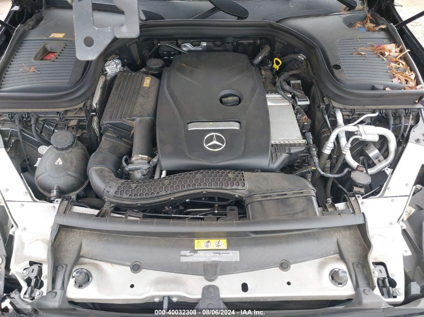 WDC0G4KB7GF017882 2016 Mercedes-Benz Glc 300 4Matic