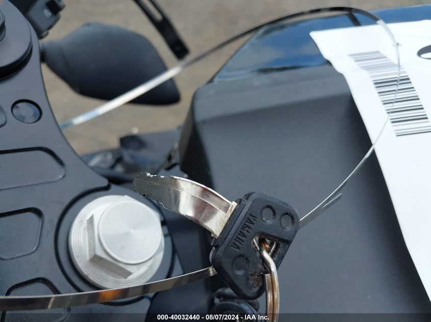 VIN JYARM38E3RA012062 2024 YAMAHA YZFR7