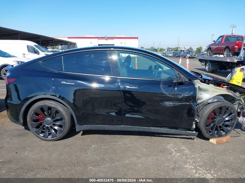 2022 Tesla Model Y Performance Dual Motor All-Wheel Drive VIN: 7SAYGDEF4NF490506 Lot: 40032470