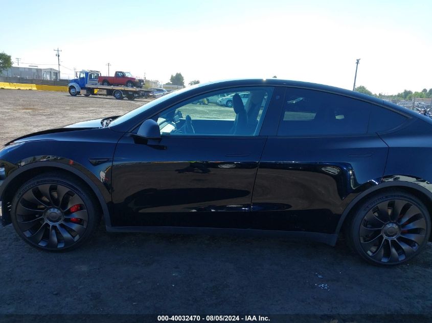 2022 Tesla Model Y Performance Dual Motor All-Wheel Drive VIN: 7SAYGDEF4NF490506 Lot: 40032470