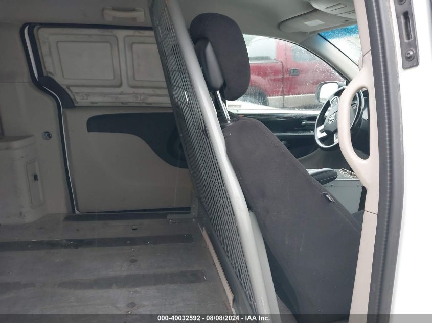 2014 Ram Cargo Tradesman VIN: 2C4JRGAG1ER239732 Lot: 40032592