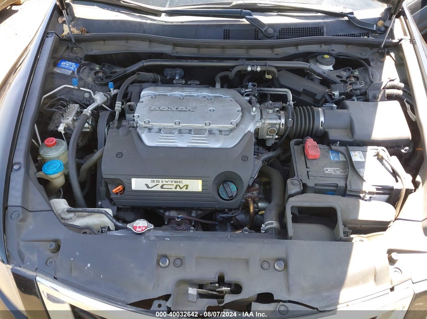 2010 Honda Accord 3.5 Ex-L VIN: 1HGCP3F85AA022550 Lot: 40032642