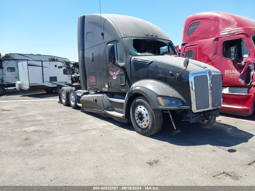 2011 KENWORTH CONSTRUCTION auction photo 1