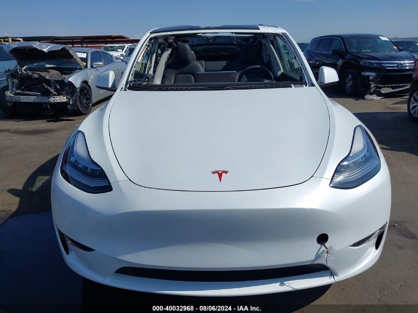 VIN 7SAYGDEE6PA075596 2023 TESLA MODEL Y