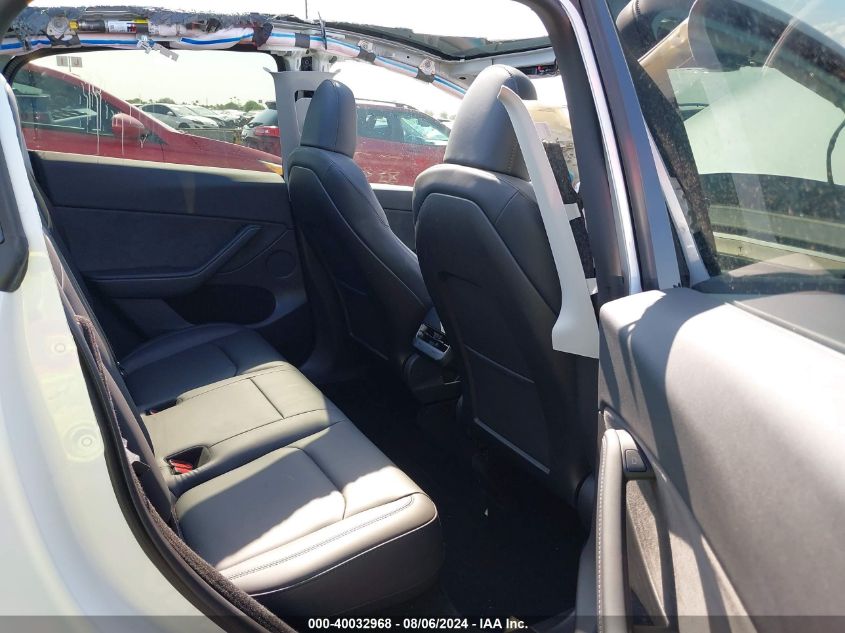 VIN 7SAYGDEE6PA075596 2023 TESLA MODEL Y