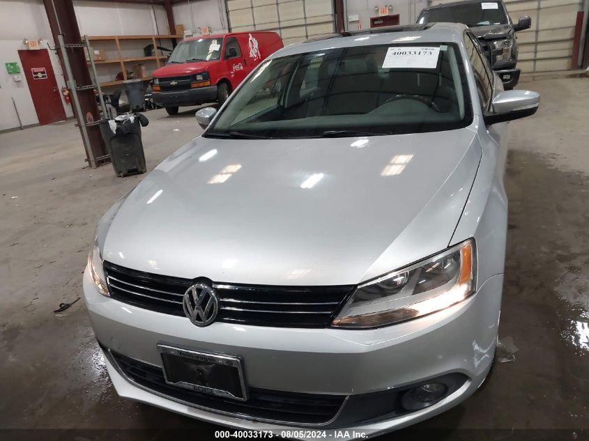 2011 Volkswagen Jetta 2.5L Sel VIN: 3VWLZ7AJ1BM378604 Lot: 40033173