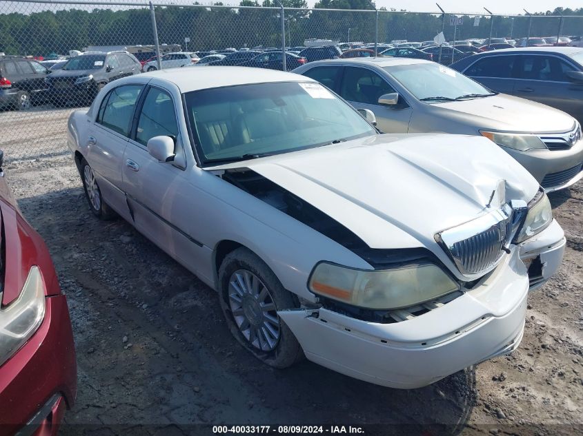 1LNHM82W83Y694462 2003 Lincoln Town Car Signature