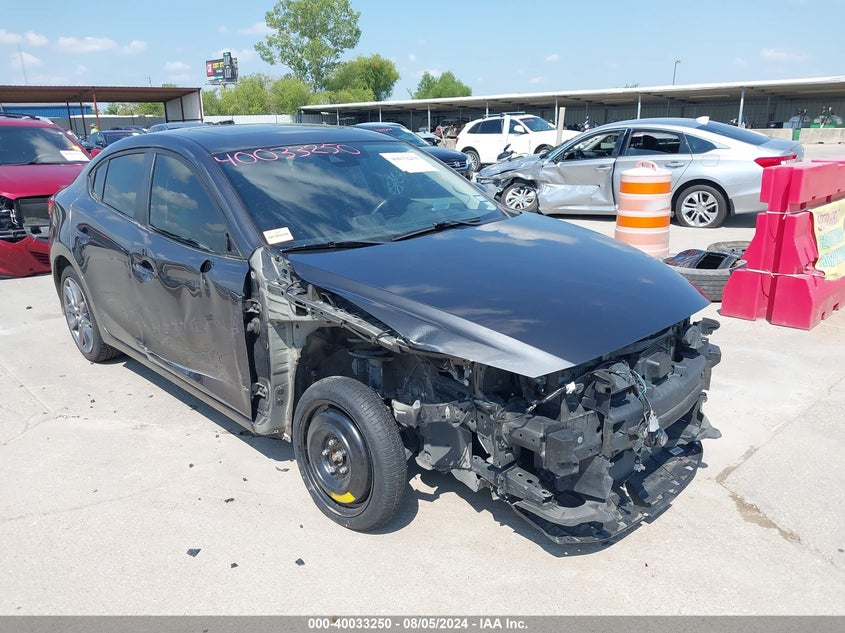 VIN 3MZBN1W32JM246299 2018 MAZDA MAZDA3 GRAND TOURING