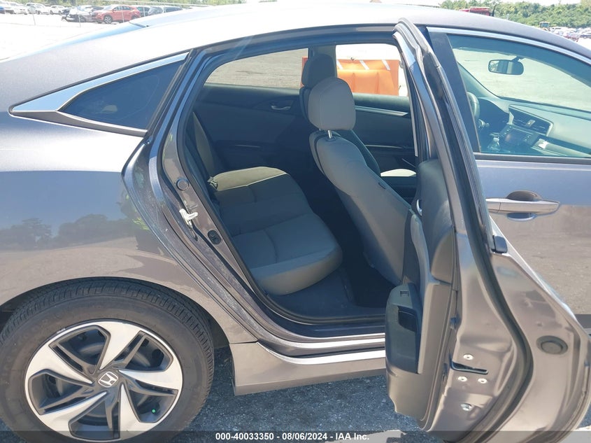 VIN 19XFC2F63KE000948 2019 HONDA CIVIC LX