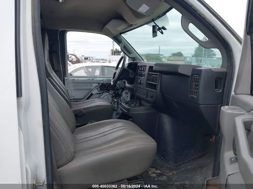 VIN 1GCZGHFG8H1187757 2017 Chevrolet Express 3500,... no.5