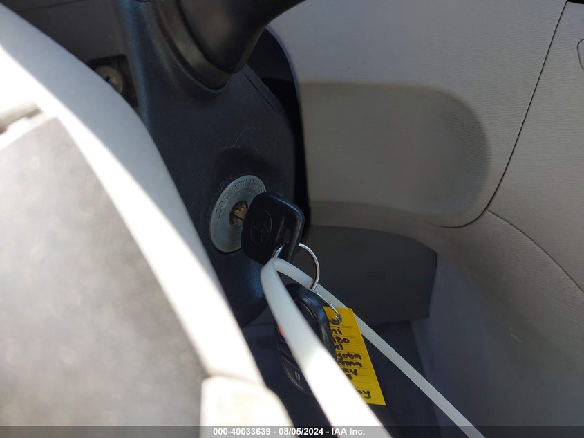 2011 Toyota Sienna VIN: 5TDKA3DC4BS004788 Lot: 40033639