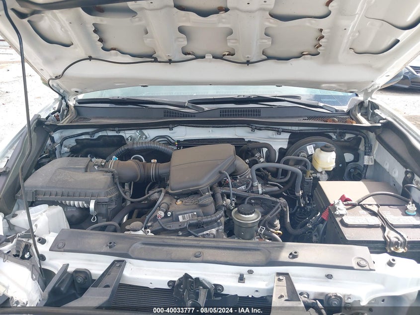 VIN 3TYRX5GN8NT055113 2022 TOYOTA TACOMA SR