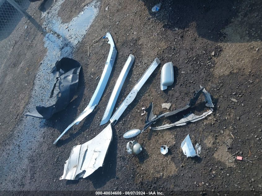 2010 Ford Fusion Se VIN: 3FAHP0HA4AR102646 Lot: 40034605