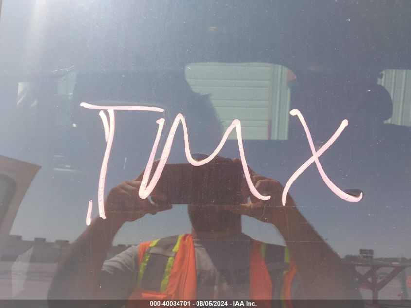 2007 Chevrolet Tahoe Ls VIN: 1GNFK13027R105402 Lot: 40034701