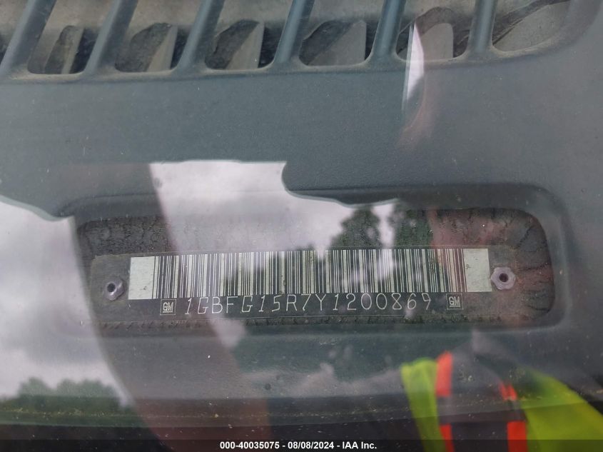 2000 Chevrolet Express Upfitter Pkg. VIN: 1GBFG15R7Y1200869 Lot: 40035075