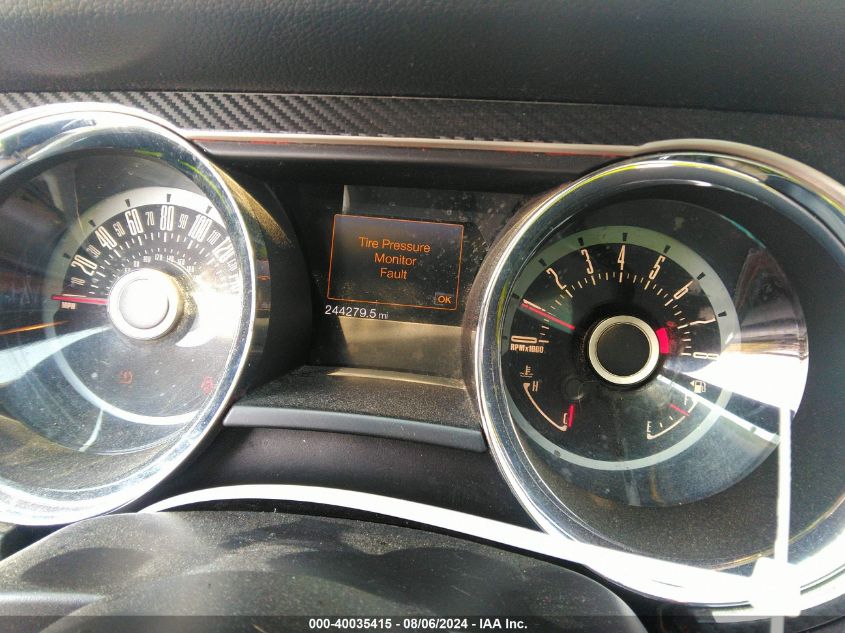 2013 Ford Mustang V6 Premium VIN: 1ZVBP8AM3D5204656 Lot: 40035415