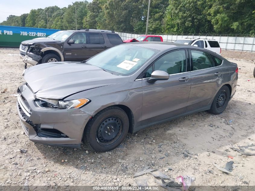 2013 Ford Fusion S VIN: 3FA6P0G77DR211586 Lot: 40035695