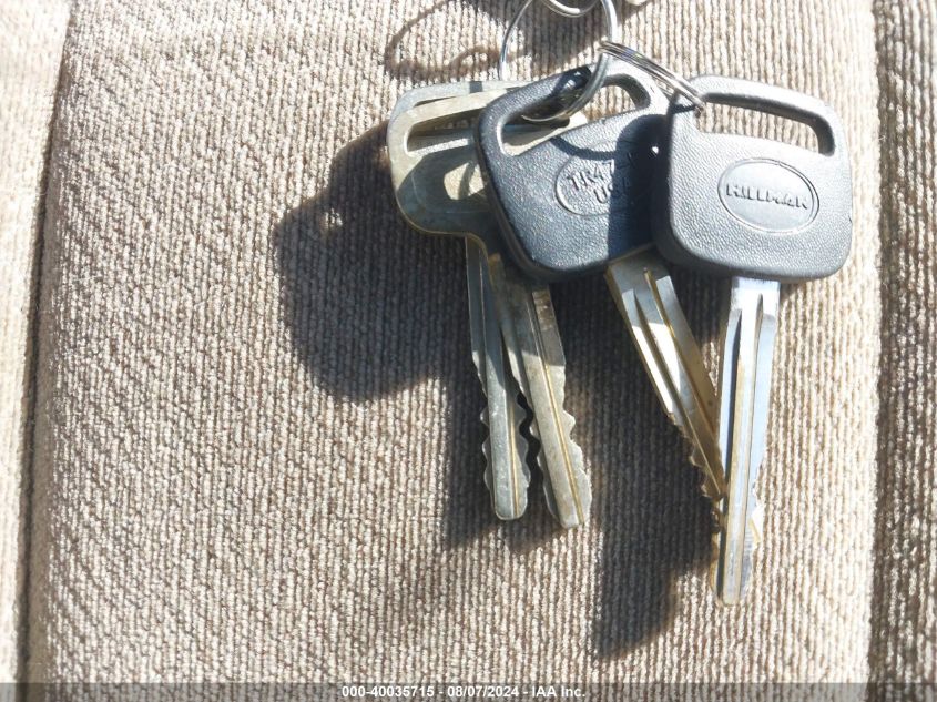 2000 Toyota Camry Ce VIN: 4T1BG22K6YU733460 Lot: 40035715