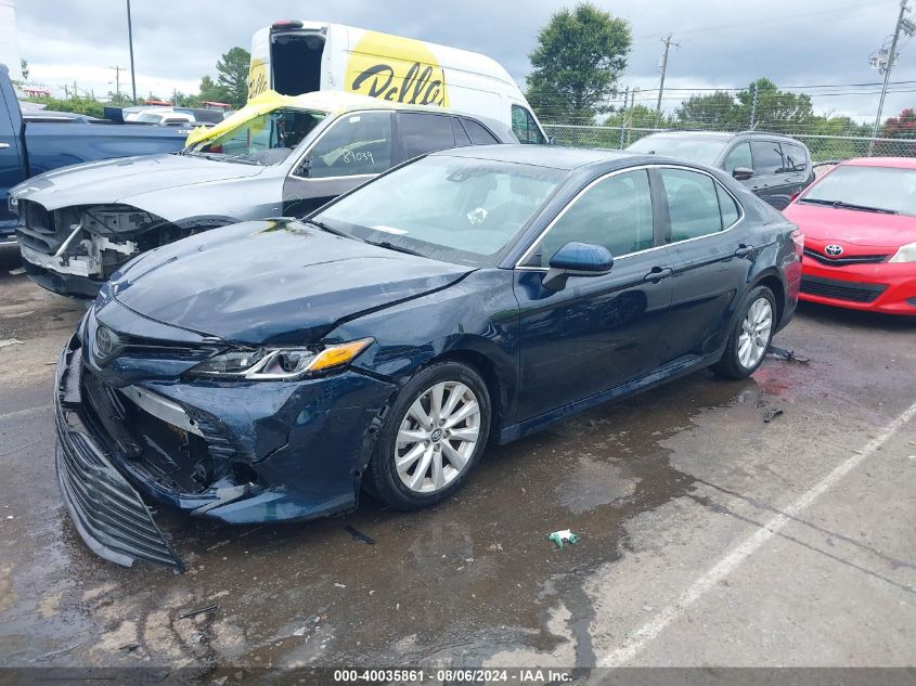 4T1B11HK2KU235461 2019 TOYOTA CAMRY - Image 2