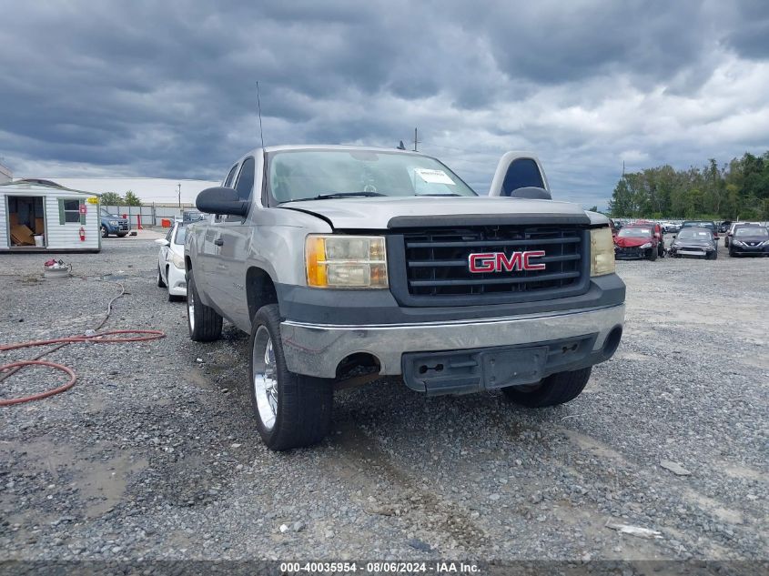 2007 GMC Sierra 1500 Work Truck VIN: 2GTEC19CX71618943 Lot: 40035954