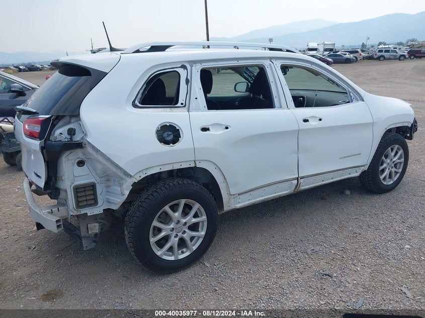 VIN 1C4PJMCB2HD215898 2017 JEEP CHEROKEE LATITUDE 4X4